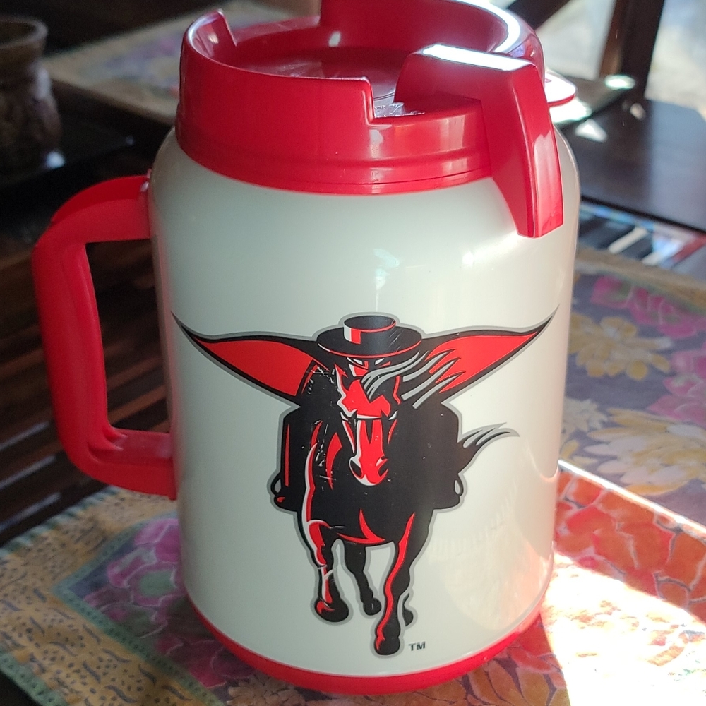 Texas Red Raiders Classic 64oz Insulated Jug